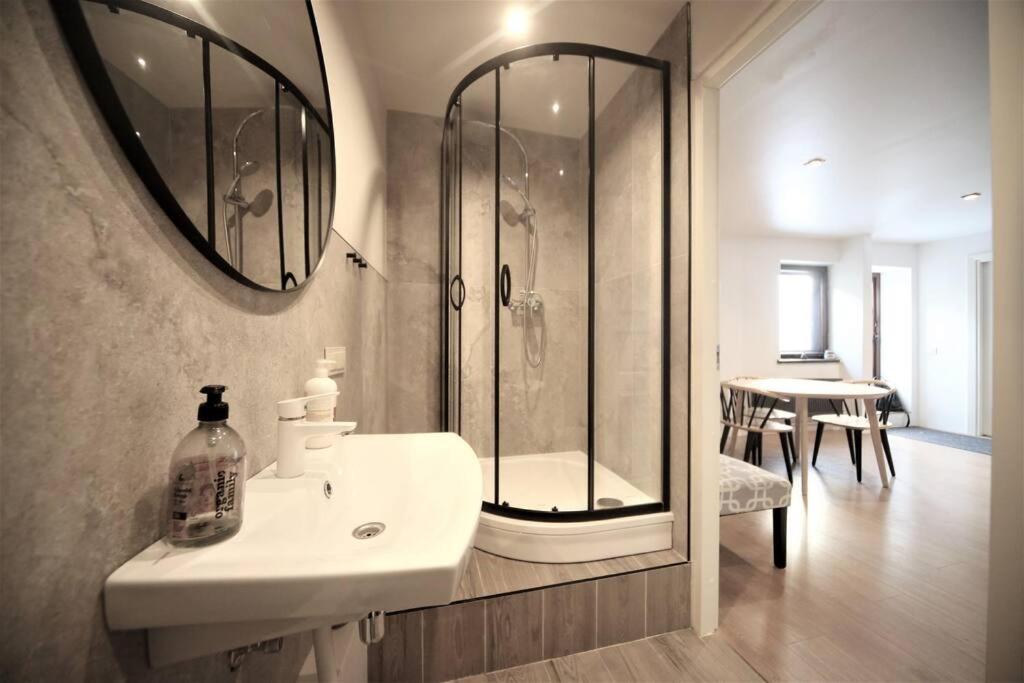 Two Bedroom / Old Town With Private Terrace リガ エクステリア 写真