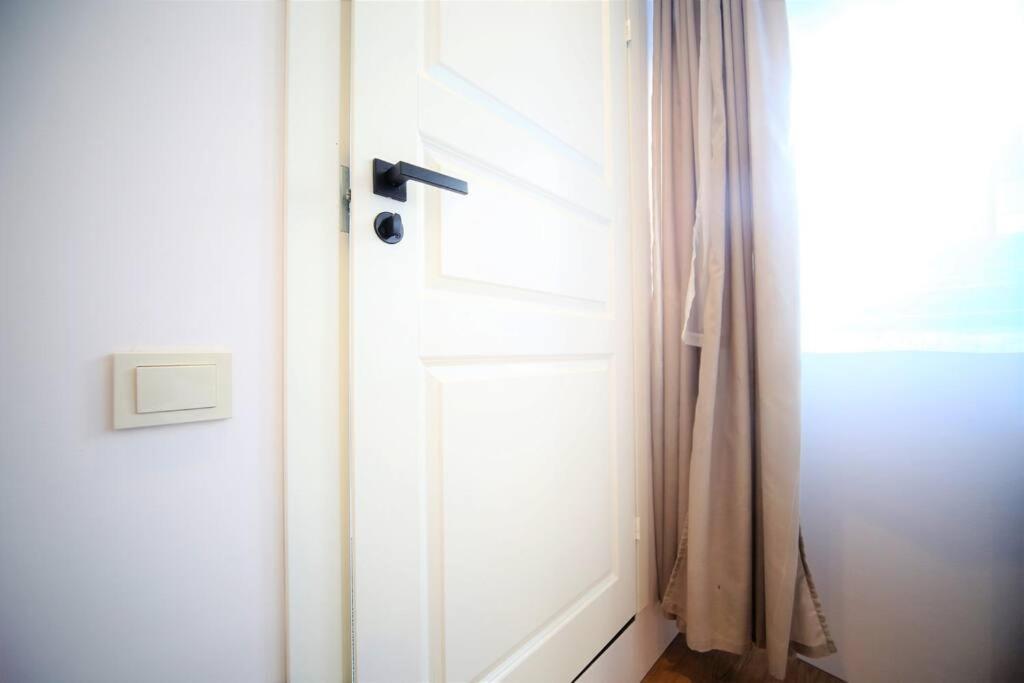 Two Bedroom / Old Town With Private Terrace リガ エクステリア 写真